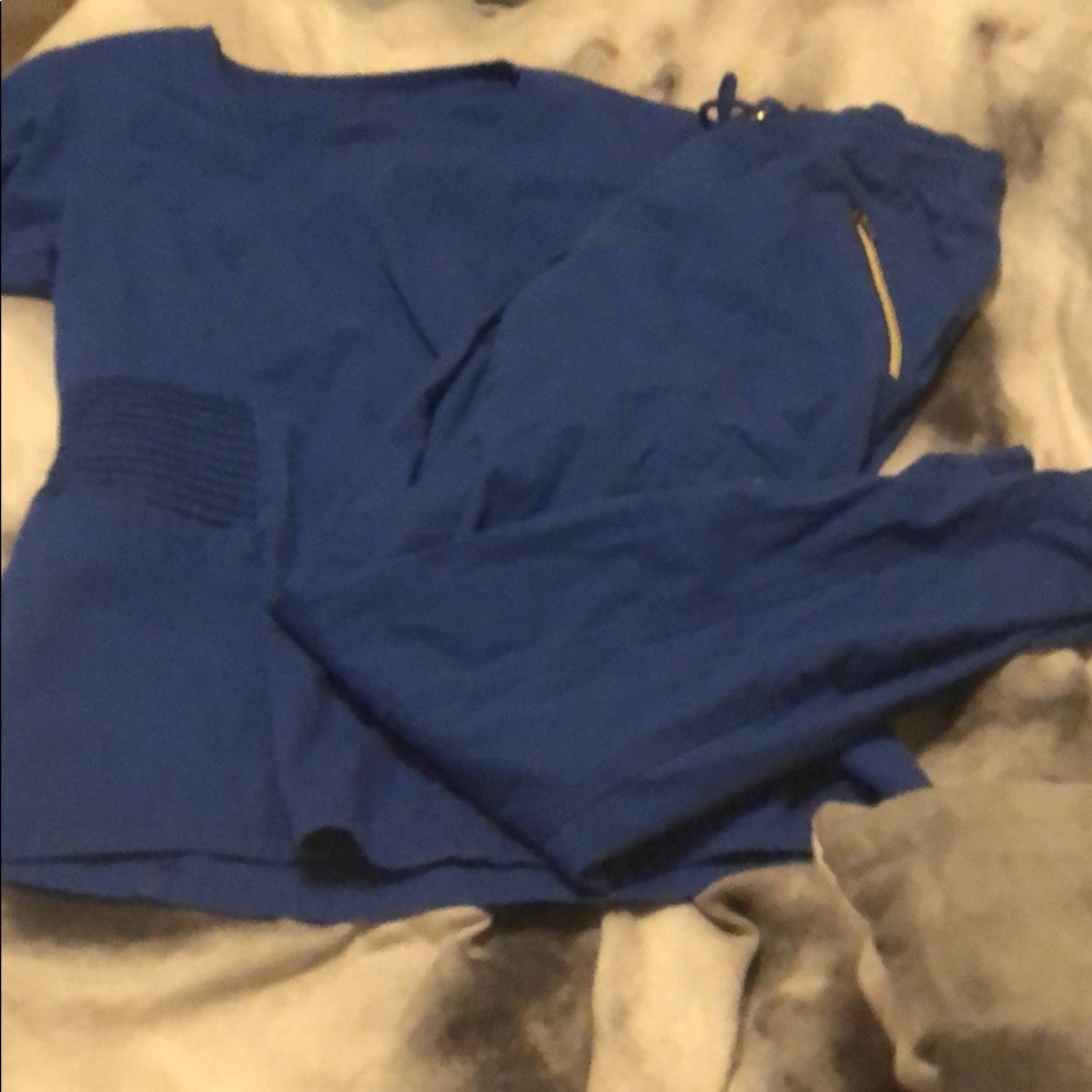 Jannu scrub set